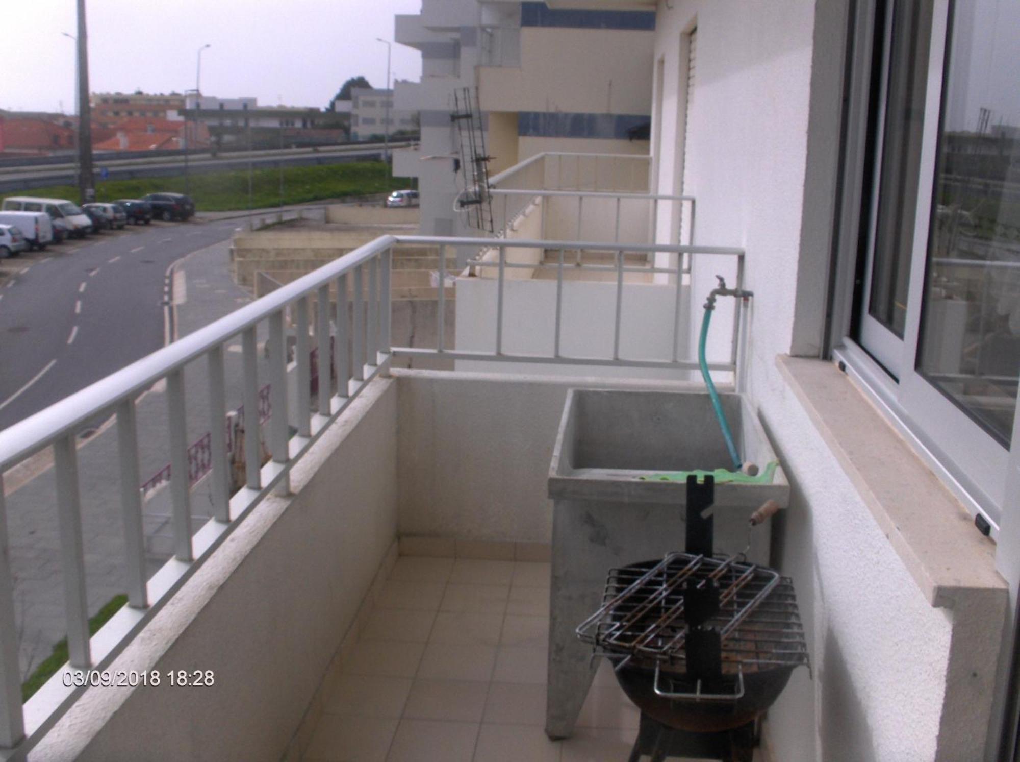 O Ninho 94 Apartment Vila Praia de Ancora Exterior photo